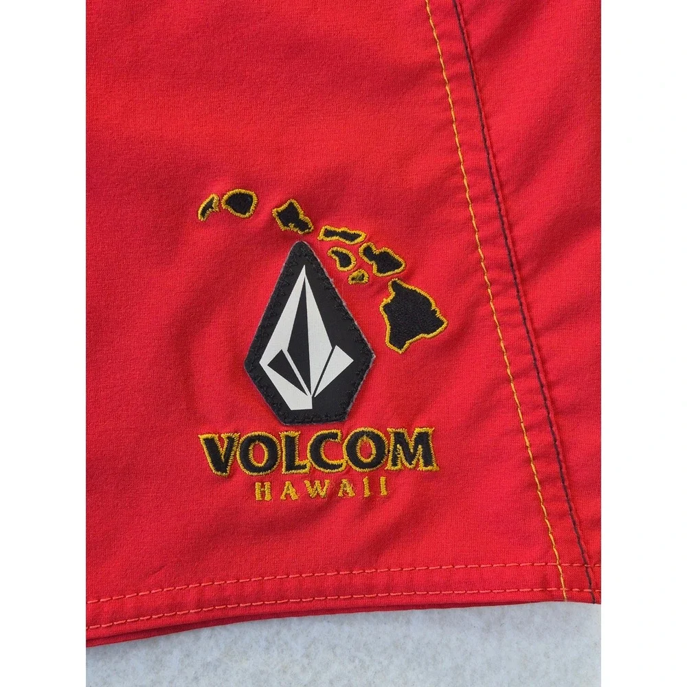 Volcom Mod-Tech Hawaii Board Shorts Red Surf Swim Trunks Men's 38